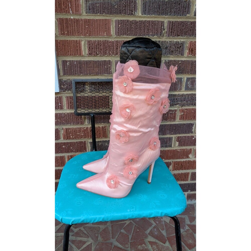 Azalea Wang Acacia Pink Pointed Toe Floral Applique Stilleto Boots Size 8.5